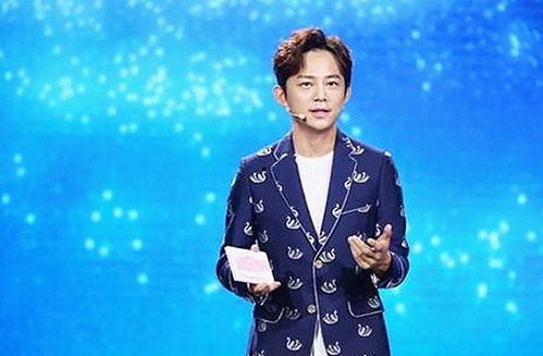 揭秘娱乐圈新宠：7777最新版下载带你领略全新体验