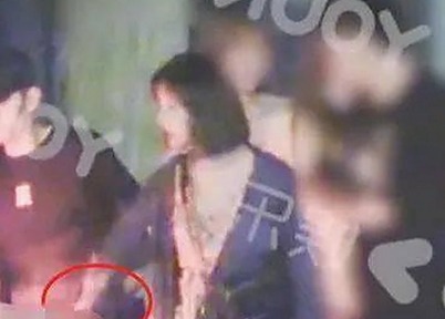 18+触摸互动游戏+黄油苹果免费版：最新现状与背景分析